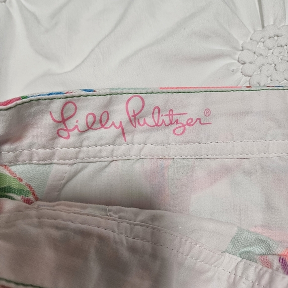 Lilly Pulitzer The Buttercup Scalloped short - Picture 6 of 7